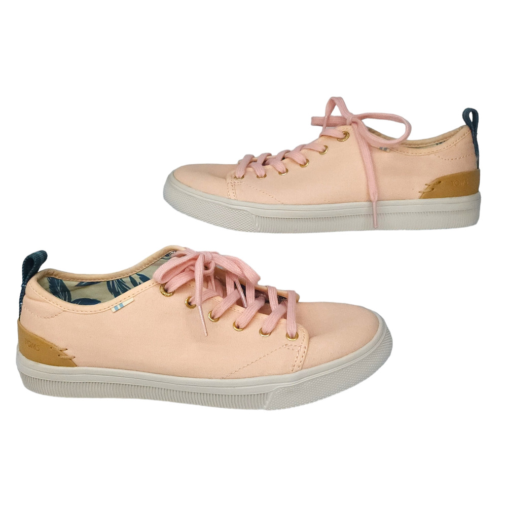 TOMS Shoes Womens 7 Light Pink Peach Sneakers Low Top Comfy Relaxed Casual